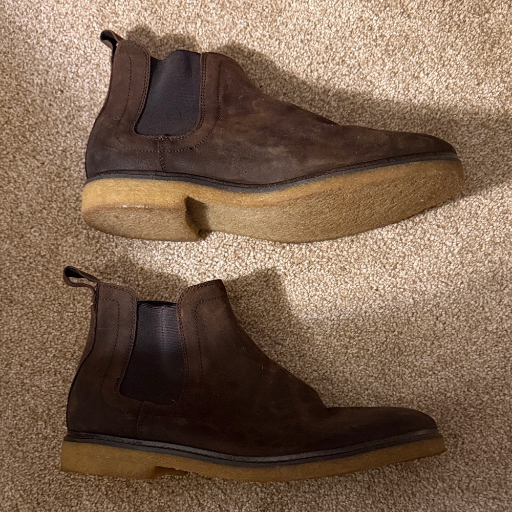 Banana Republic Dark Brown Chukka Boots